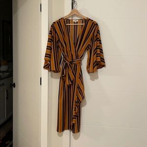 Fixed wrap dress